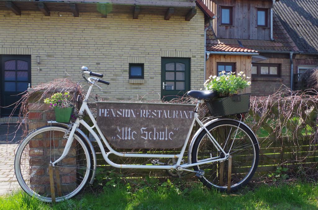 Hotel Pension & Restaurant "Alte Schule" Kluis Exteriér fotografie